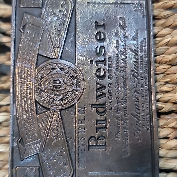 Budweiser vintage belt buckle - Picture 2 of 3